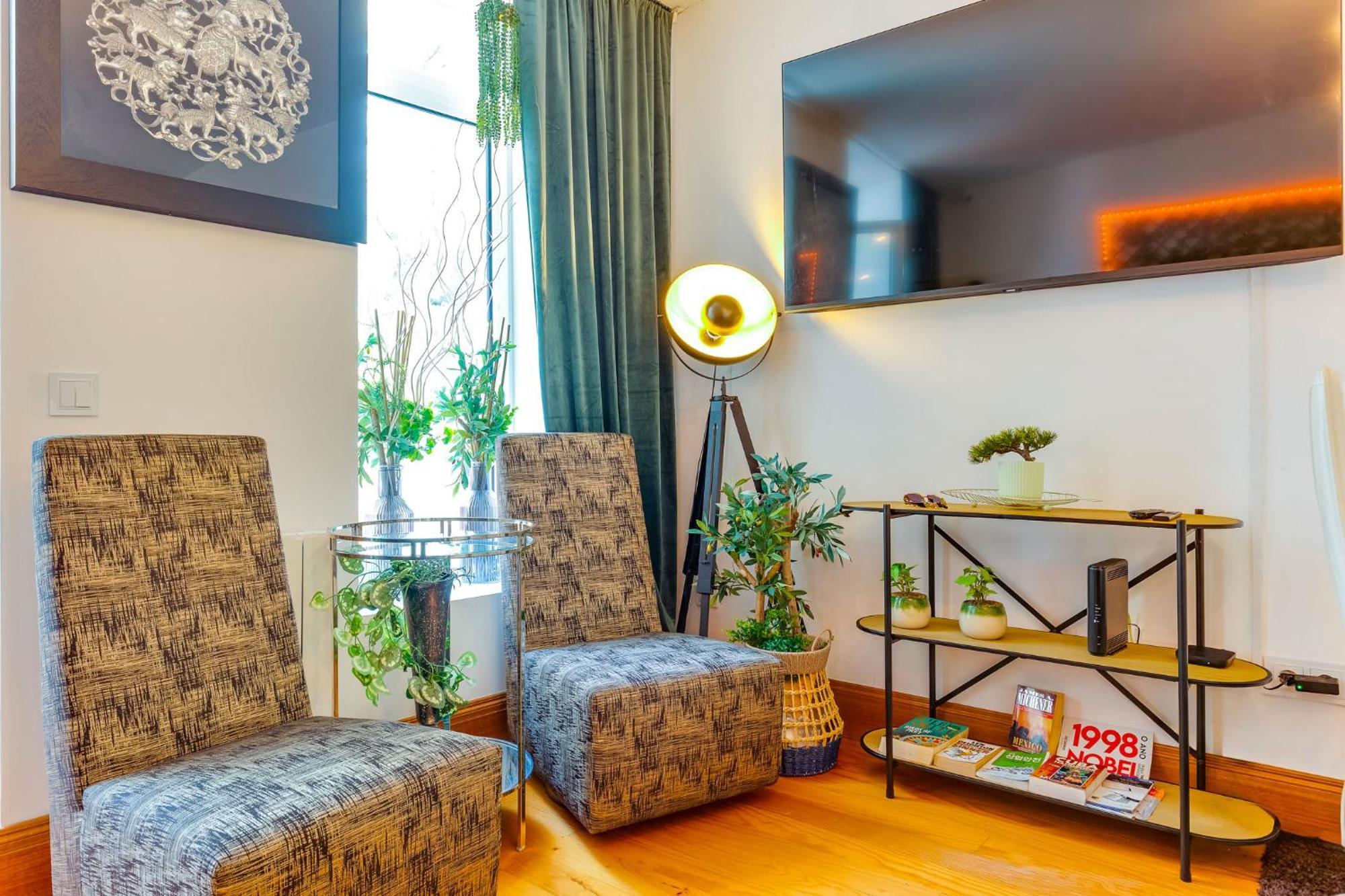 Cozy Nest Hostel Porto Eksteriør bilde