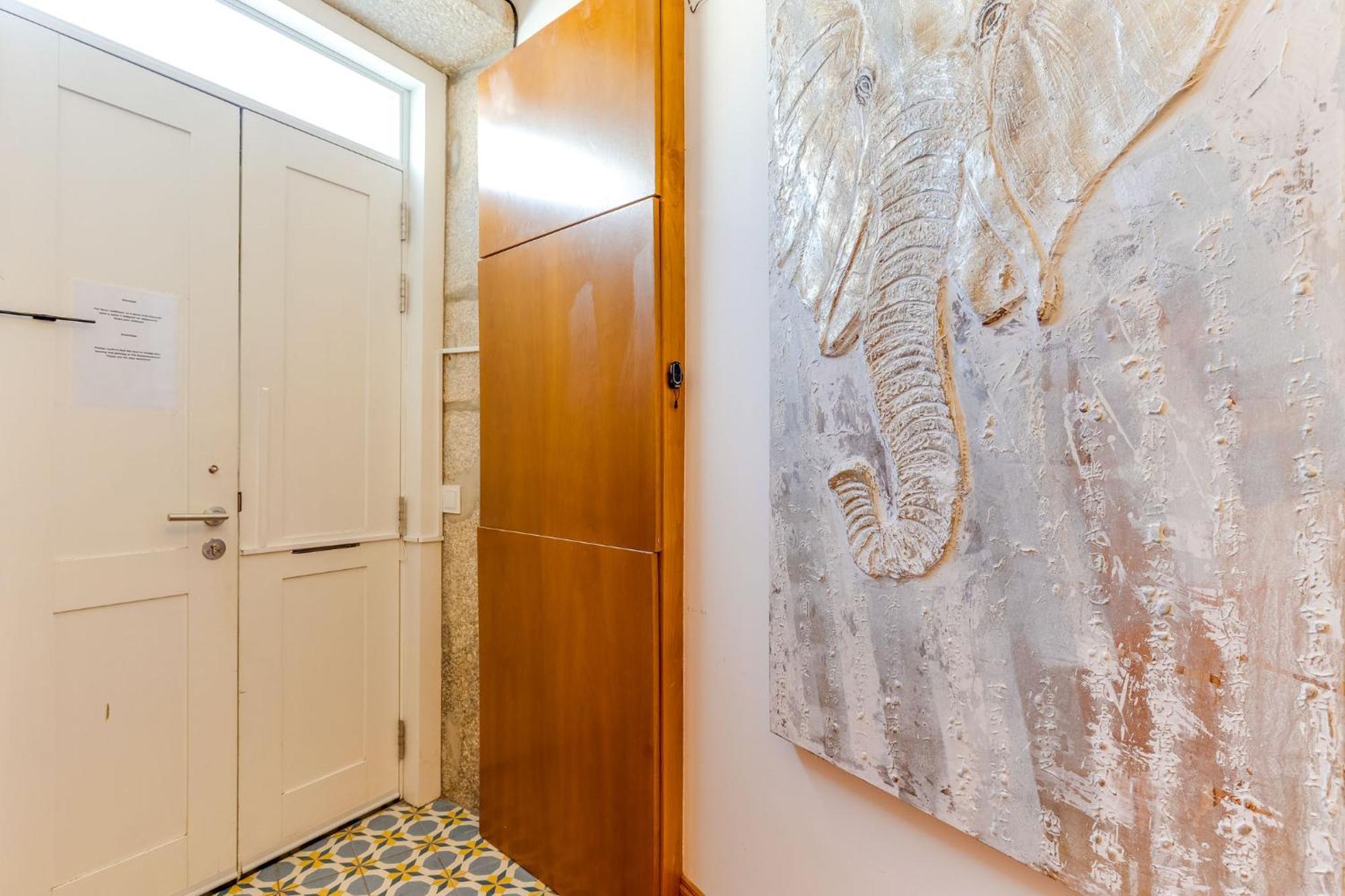 Cozy Nest Hostel Porto Eksteriør bilde