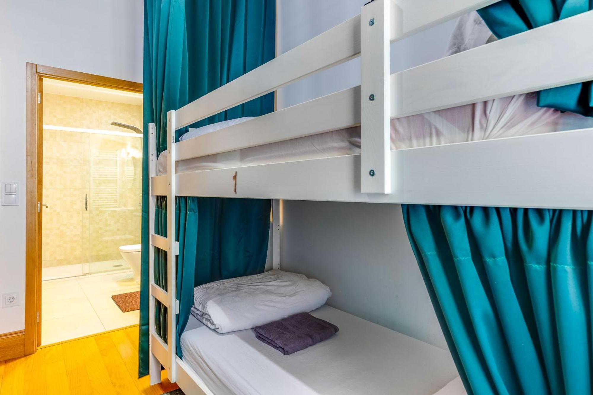 Cozy Nest Hostel Porto Eksteriør bilde